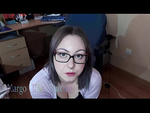 ❤️ Gadis Seksi sareng Kacamata Nyedot Dildo Jero dina Kaméra video sex di urang ️❤