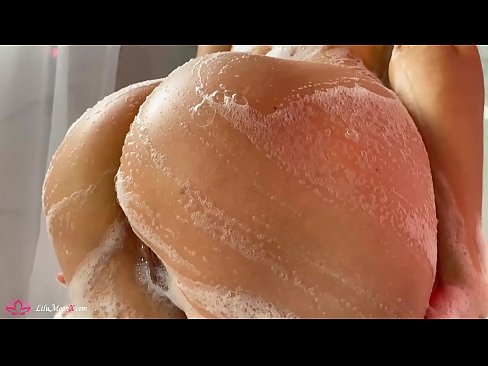 ❤️ Brunette Masturbates Pussy kalawan Vibrator mun Inténsitas Orgasme di Pancuran video sex di urang ️❤